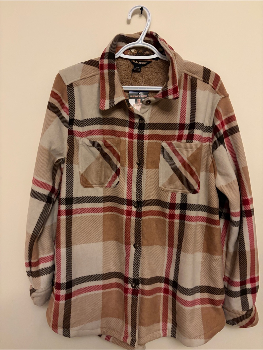 Realtree Ultra Soft Plaid Sherpa-Lined Button-Up Jacket in Beige & Red - NWT